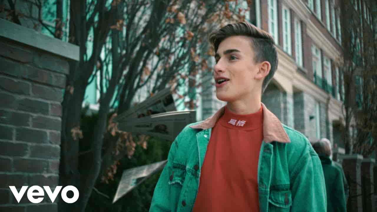 Everybody Wants You Lyrics - Johnny Orlando - TopBestLyrics